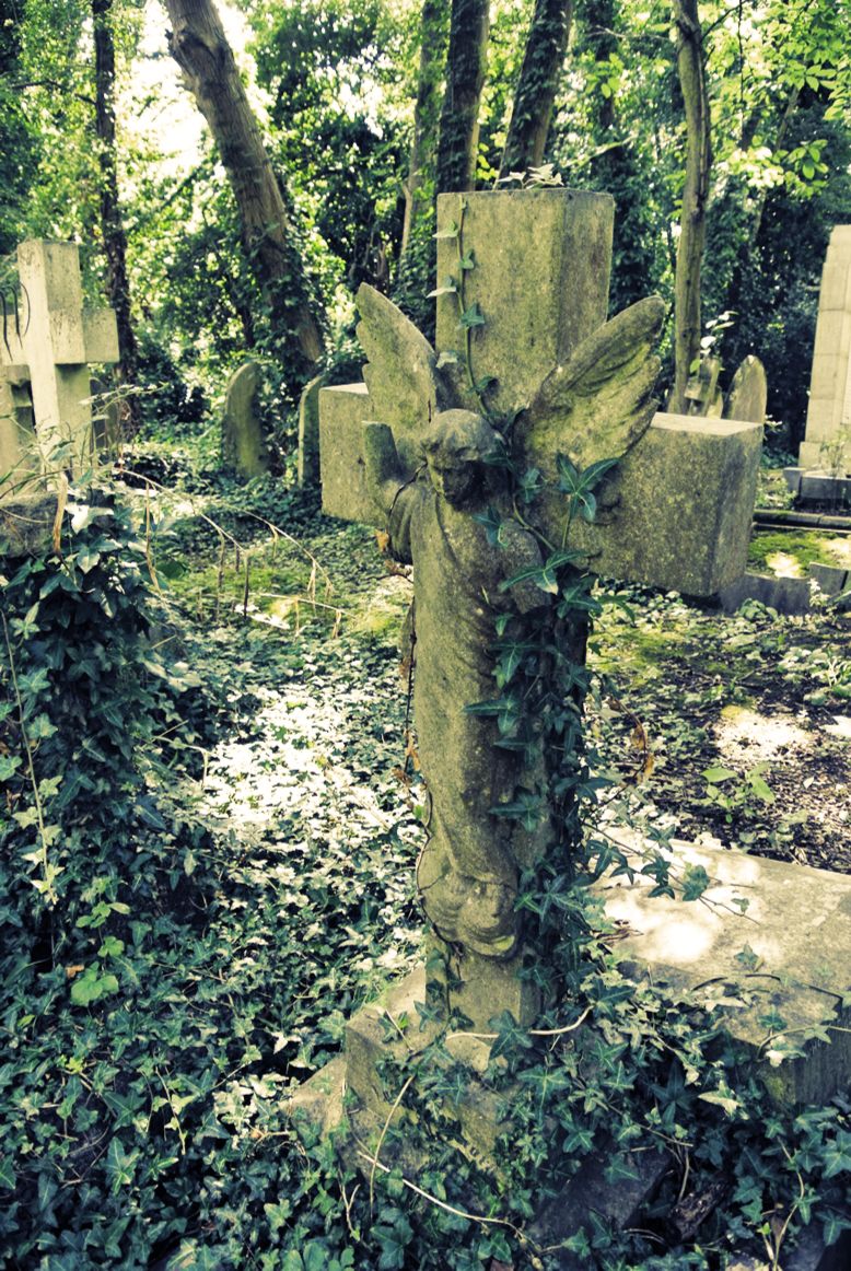 Highgate Cemetery Angel London